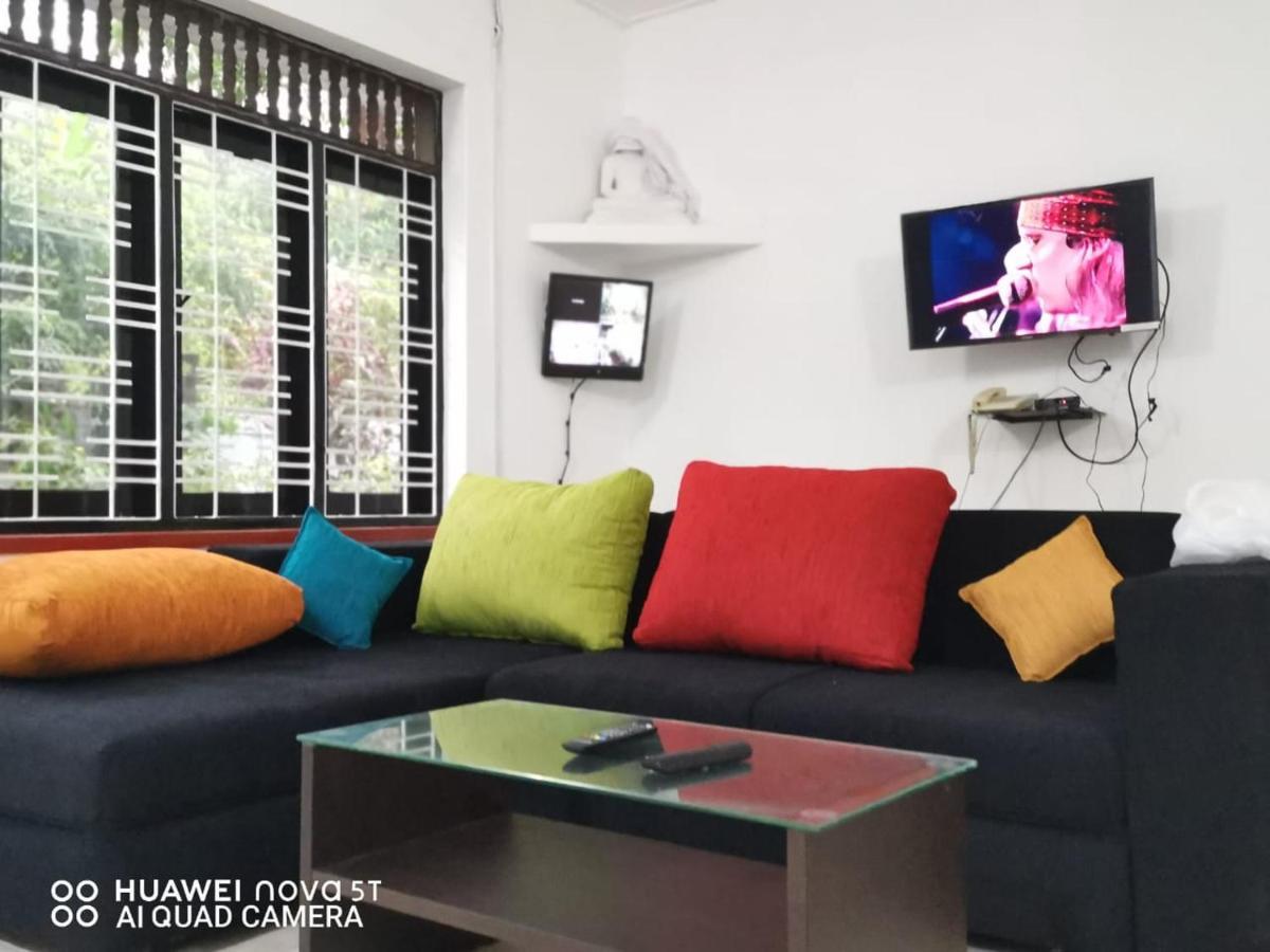 Bee Cottage Negombo Ngoại thất bức ảnh