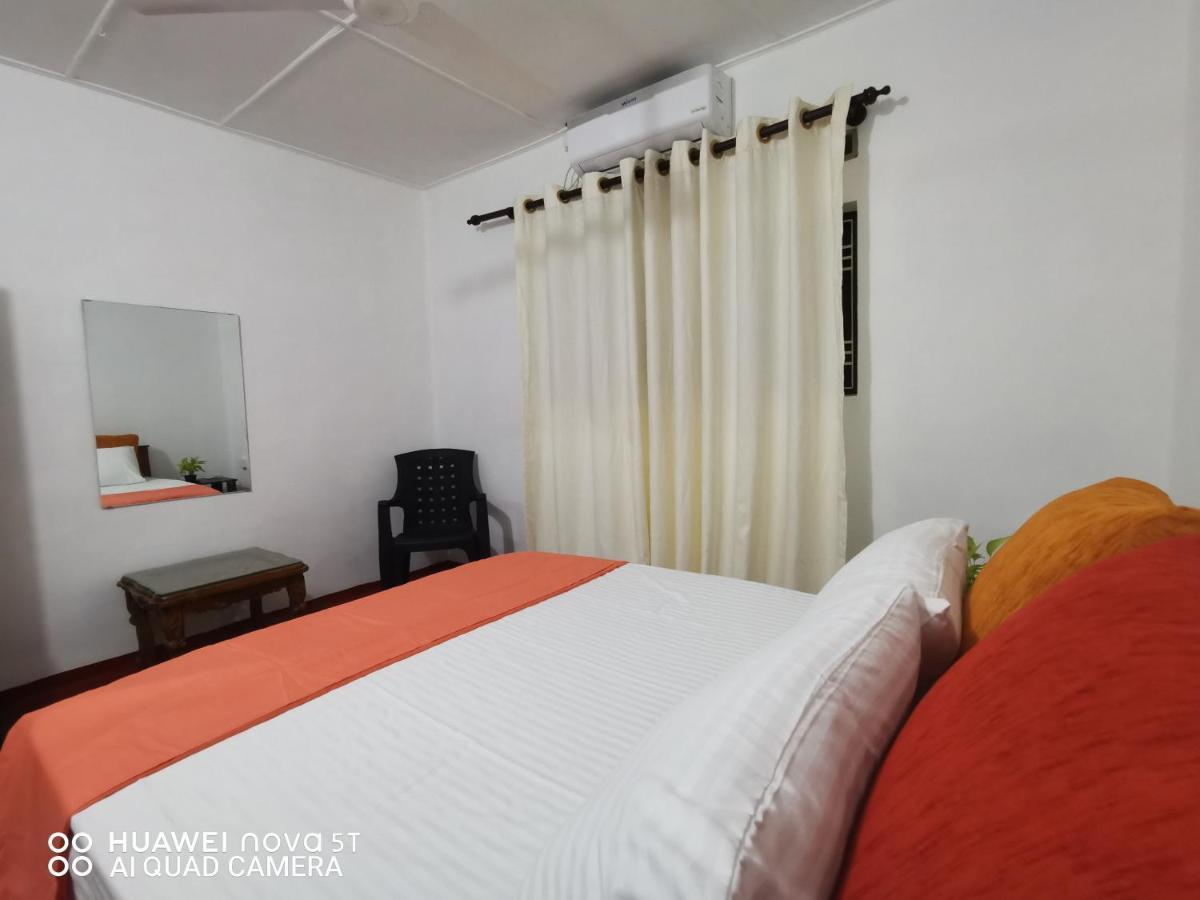 Bee Cottage Negombo Ngoại thất bức ảnh